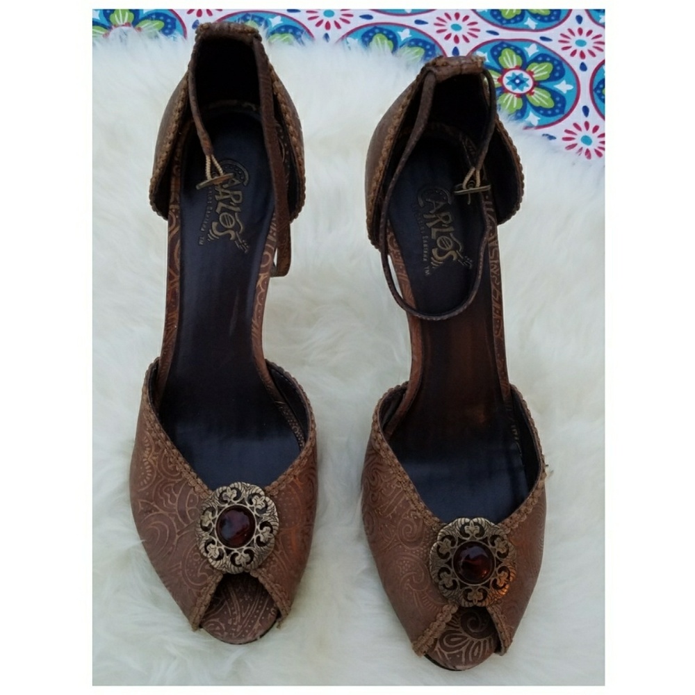 Carlos Heels